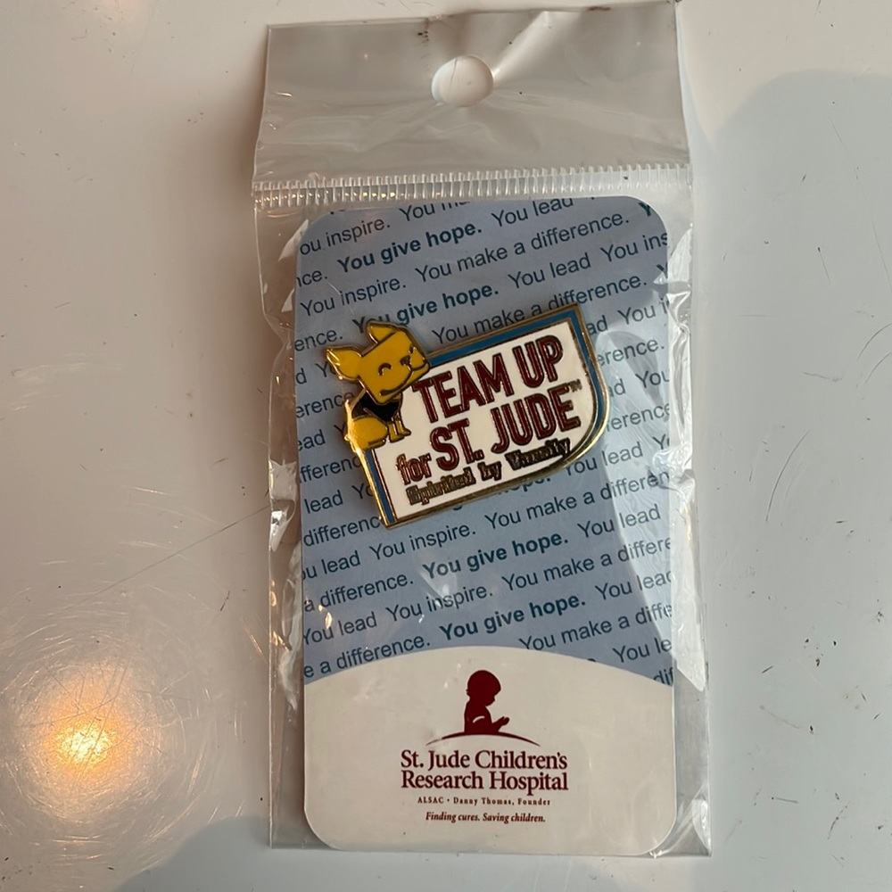 Team up for Saint Jude varsity pin